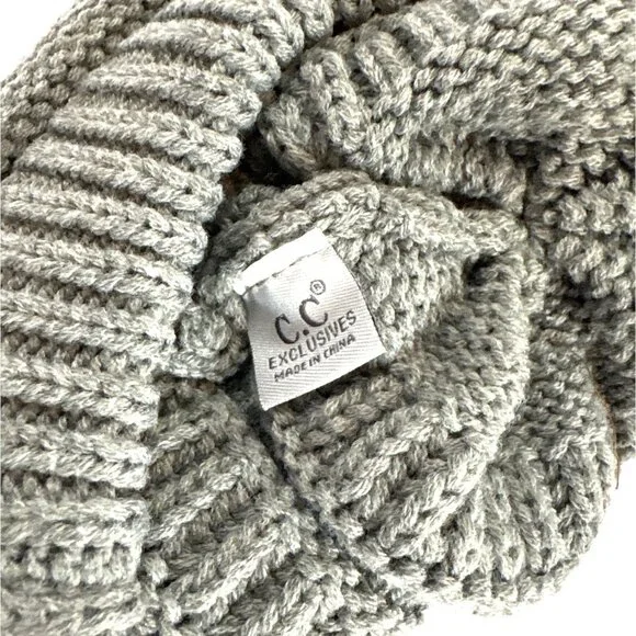 C.C Exclusives Ribbed Knit Beanie Hat Gray Acrylic Warm Winter Cap - Picture 3 of 3